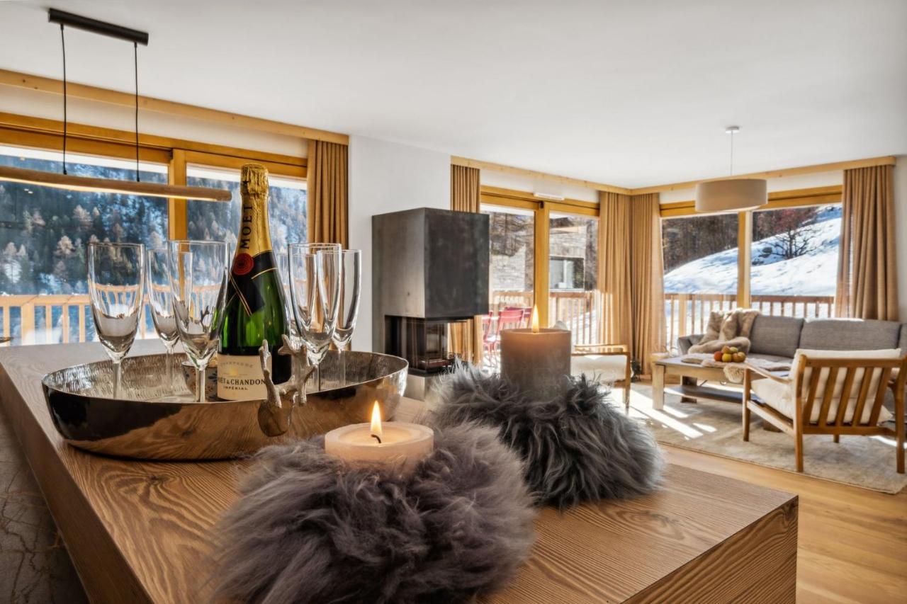 Chalet Les Rahâs by Mrs Miggins Grimentz Extérieur photo