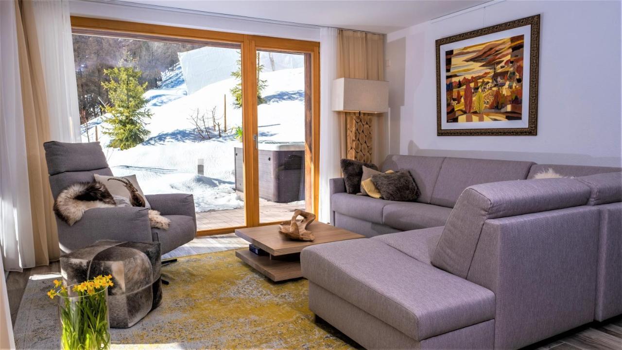 Chalet Les Rahâs by Mrs Miggins Grimentz Extérieur photo